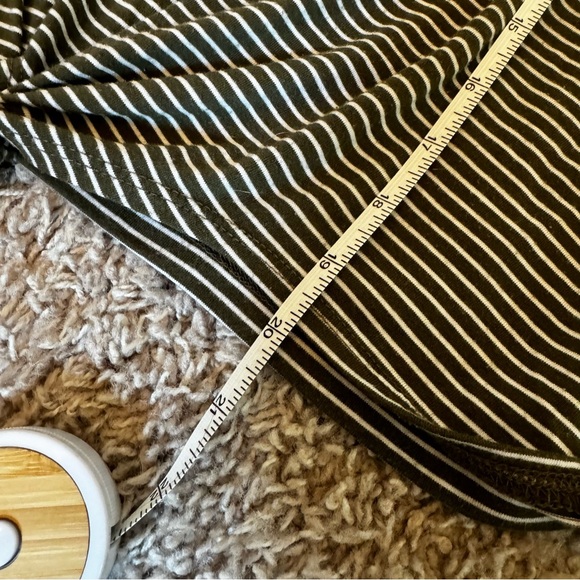 JCrew Green and White Striped Top | Tee | Cropped Tee Size Medium - Picture 12 of 13